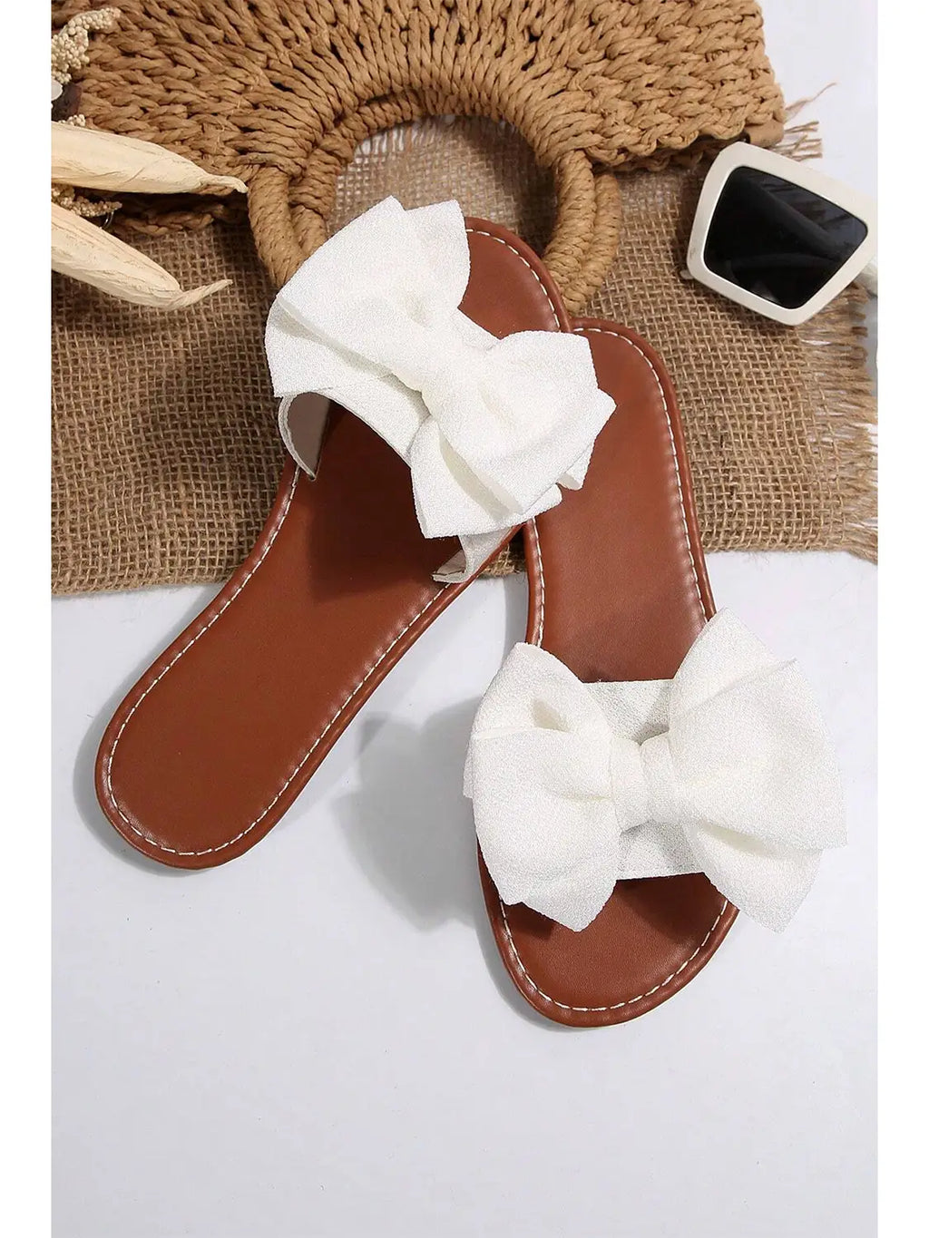 White Bow Knot Decor Sandals